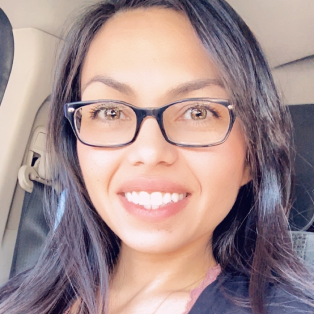 Meet your Posher, Elizabeth